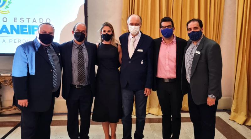 Membros do ProÚnica/ICTB participam de comemoração